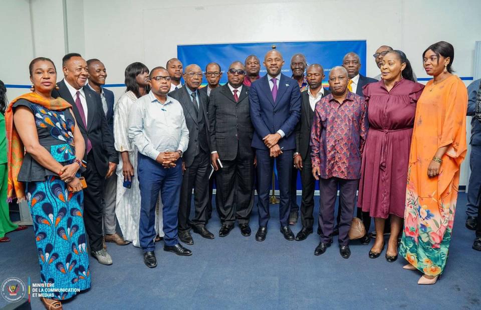 RDC : Patrick Muyaya et l’UNPC s’accordent sur la tenue du congrès afin d’assainir l’espace médiatique congolais