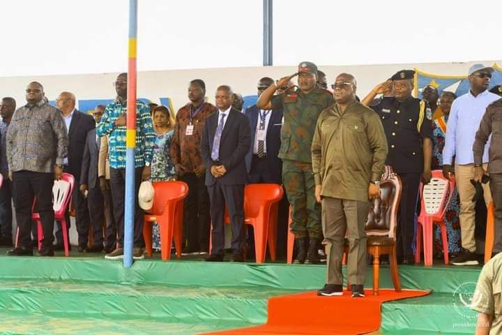 Kanyama Kasese :Félix Tshisekedi salue le travail des jeunes bâtisseurs du Service national