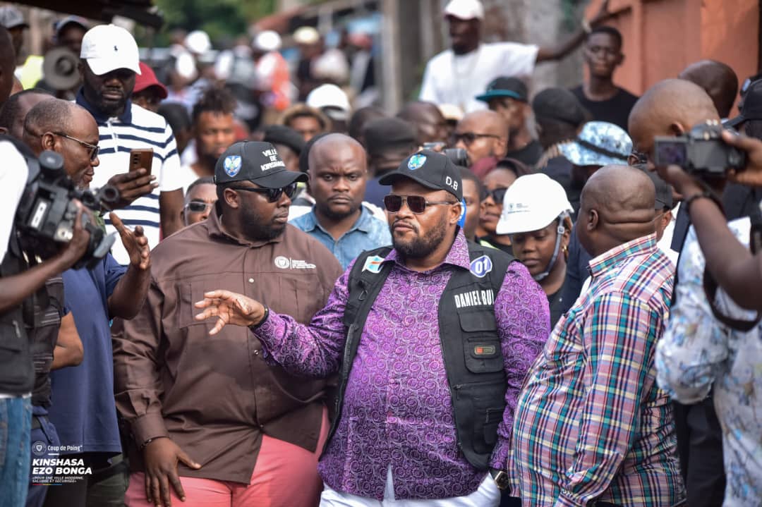 Kinshasa : Lancement de la Deuxième Phase des Travaux de Voirie par le Gouverneur Daniel Bumba