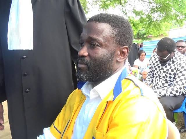 Seth Kikuni condamné à un an de prison