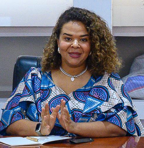 Thérèse Kayikwamba Wagner : La ministre des Affaires étrangères qui prend l’avion pour échapper à la réalité congolaise