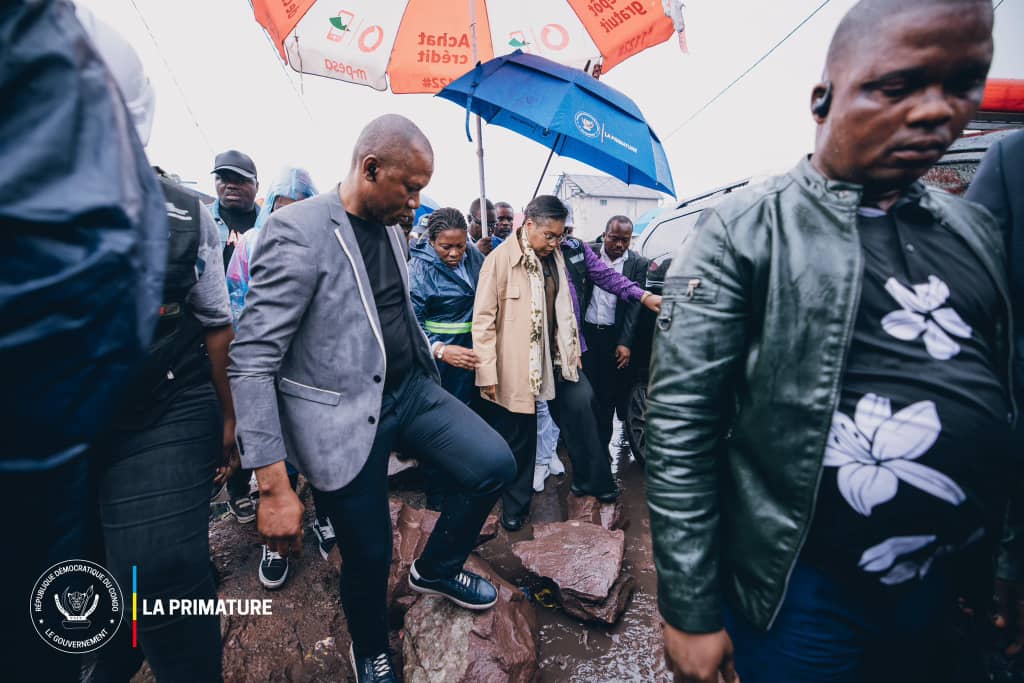 Kinshasa : Judith Suminwa Tuluka à la conquête des routes sous la pluie