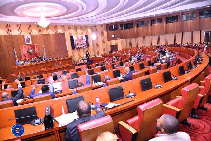 Flou juridique autour de la levée des immunités de Joseph Kabila : Congrès ou Sénat, qui est compétent ?