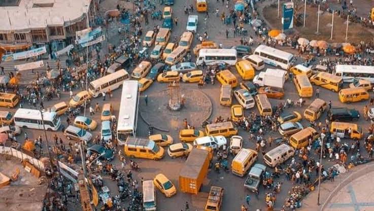 Kinshasa réaménage les horaires de circulation des poids lourds pour fluidifier le trafic urbain