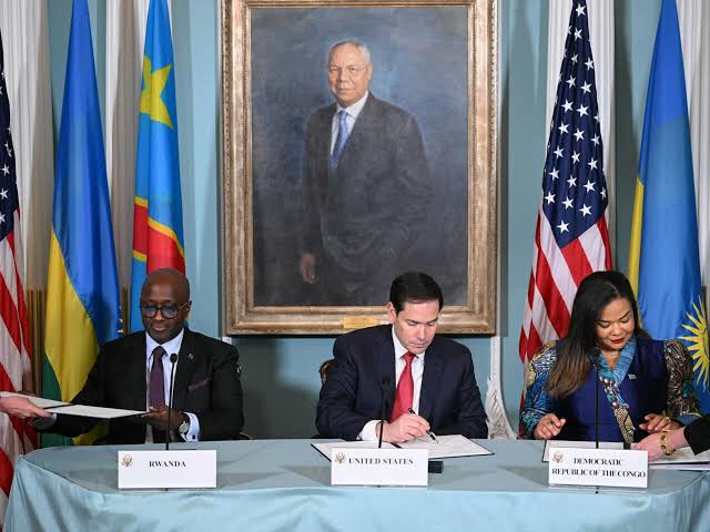 RDC–Rwanda : Un accord de paix historique signé à Washington sous l’égide des États-Unis