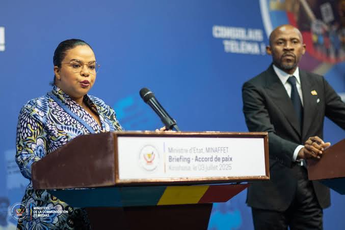 Quand Muyaya improvise la communication: Le Gouvernement s’expose