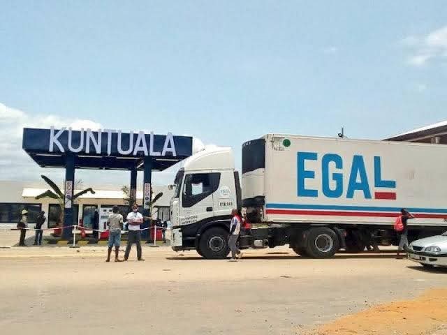 RDC : de la prédation à la reconstruction, un choix de survie