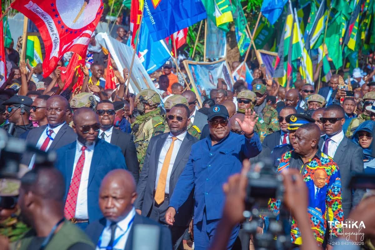 Tshisekedi à Bandundu : « Nos provinces exigent une coopération entre institutions