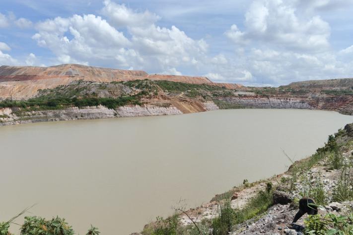 Lualaba : les eaux radioactives de la mine T17 se déversent dans la rivière Musonoï