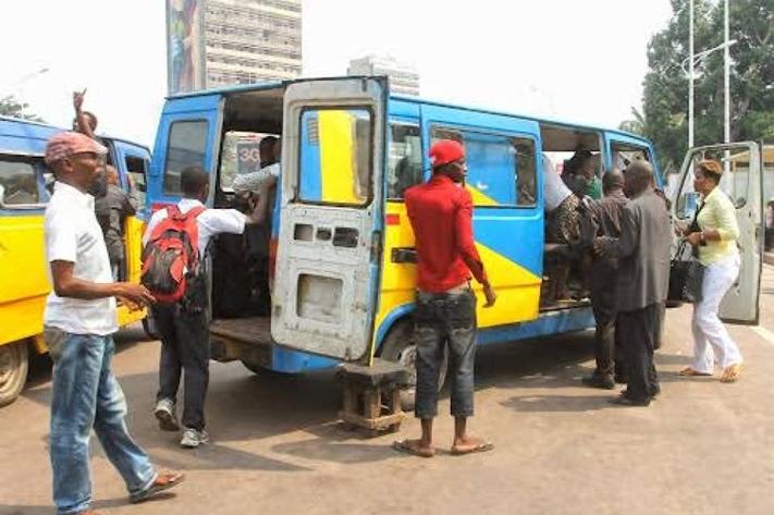 Kinshasa : Le calvaire sans fin des transports, entre diktat des prix et abandon de l’État